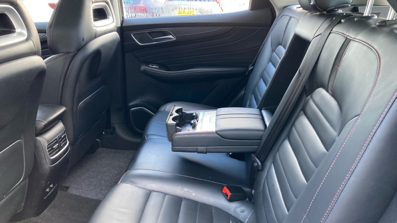 MG Hs 1.5 T-GDI Exclusive 5dr DCT Petrol Hatchback